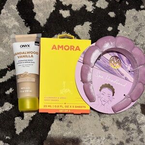Amora Sheet Masks, Onyx Body Lotion, Spa headband
